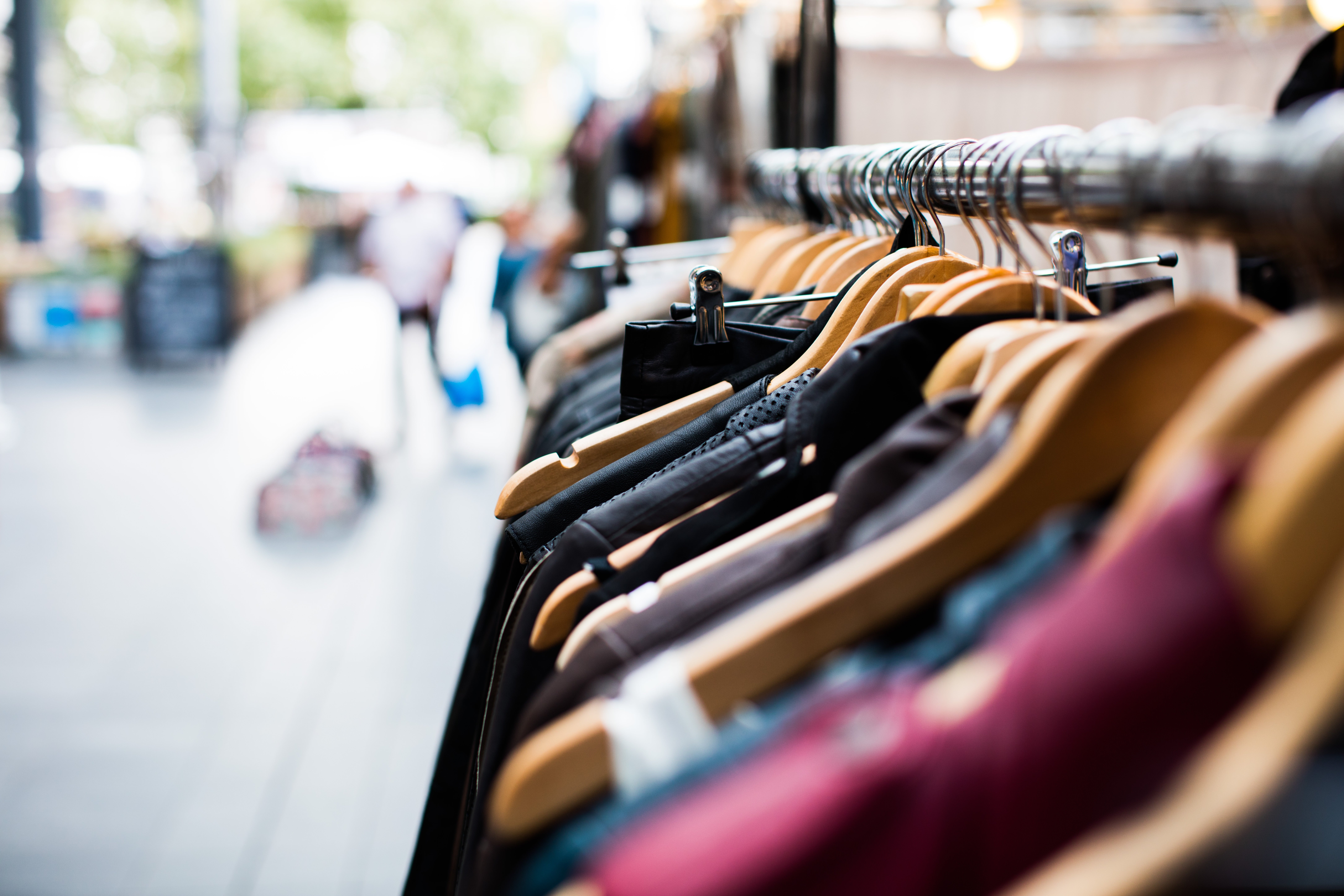 Indumentaria de fiesta y calzado: oportunidades destacadas en VENTA FE