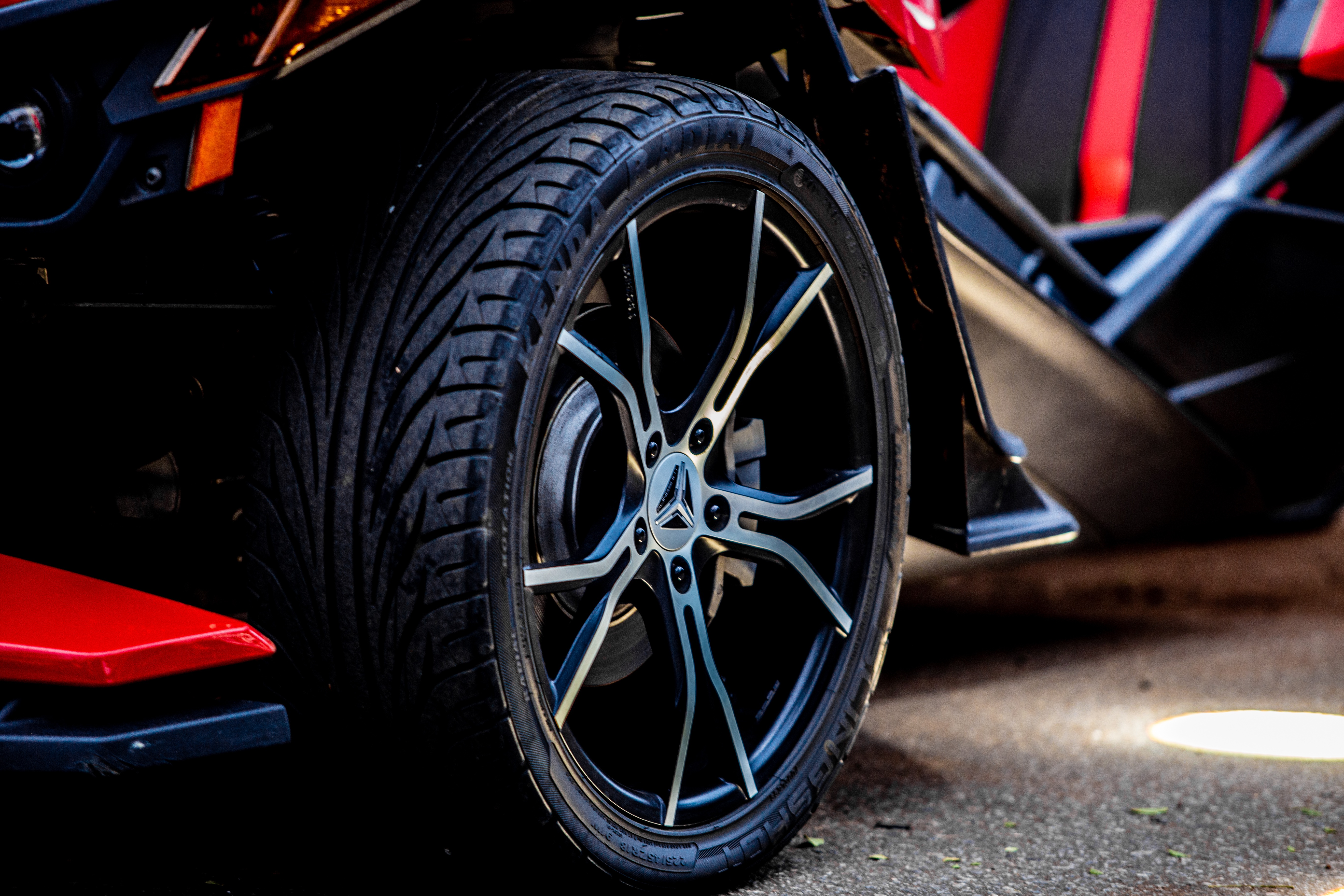 Tendencias en accesorios del automotor: motores, baterías y equipamiento